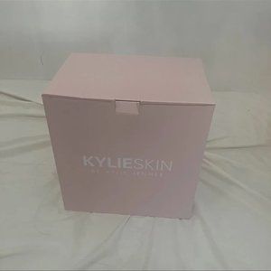 Kylie Mini Skin Fridge
